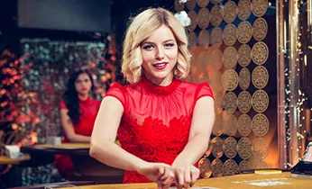 Biểu tượng đồng hồ và điện thoại di động thể hiện sự tiện lợi của ứng dụng W88